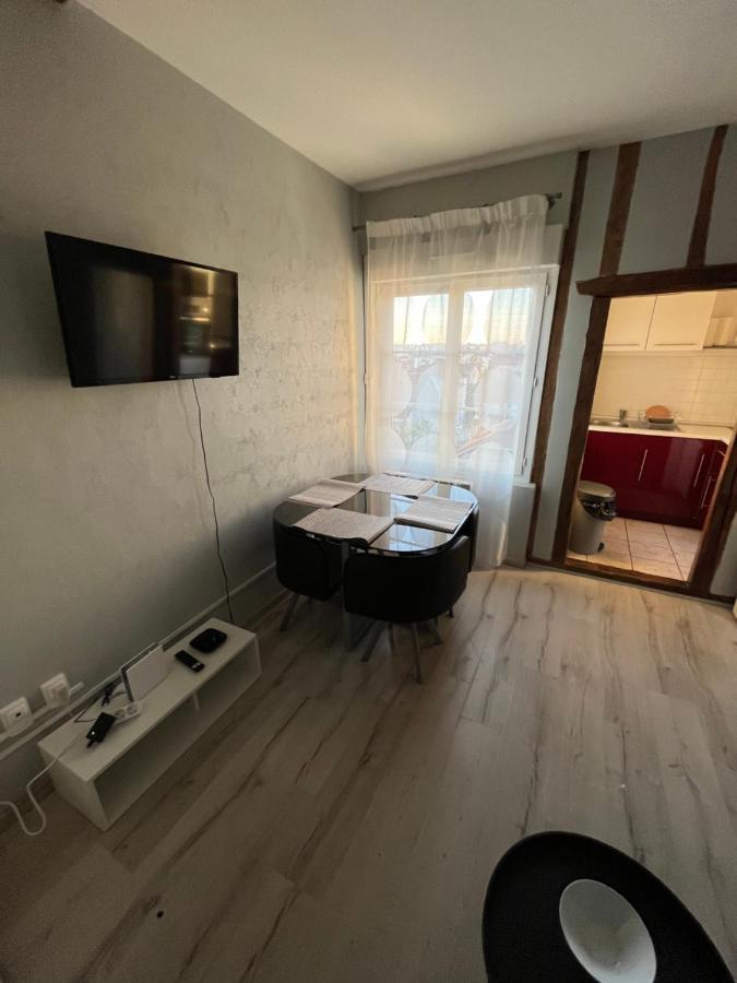 Apartament Saint Martin Troyes Zewnętrze zdjęcie