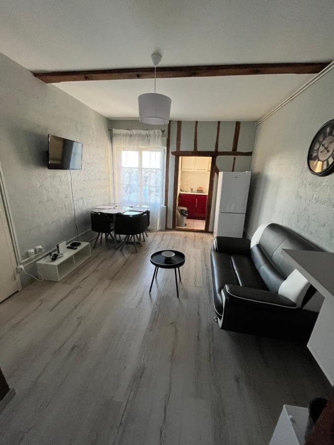 Apartament Saint Martin Troyes Zewnętrze zdjęcie
